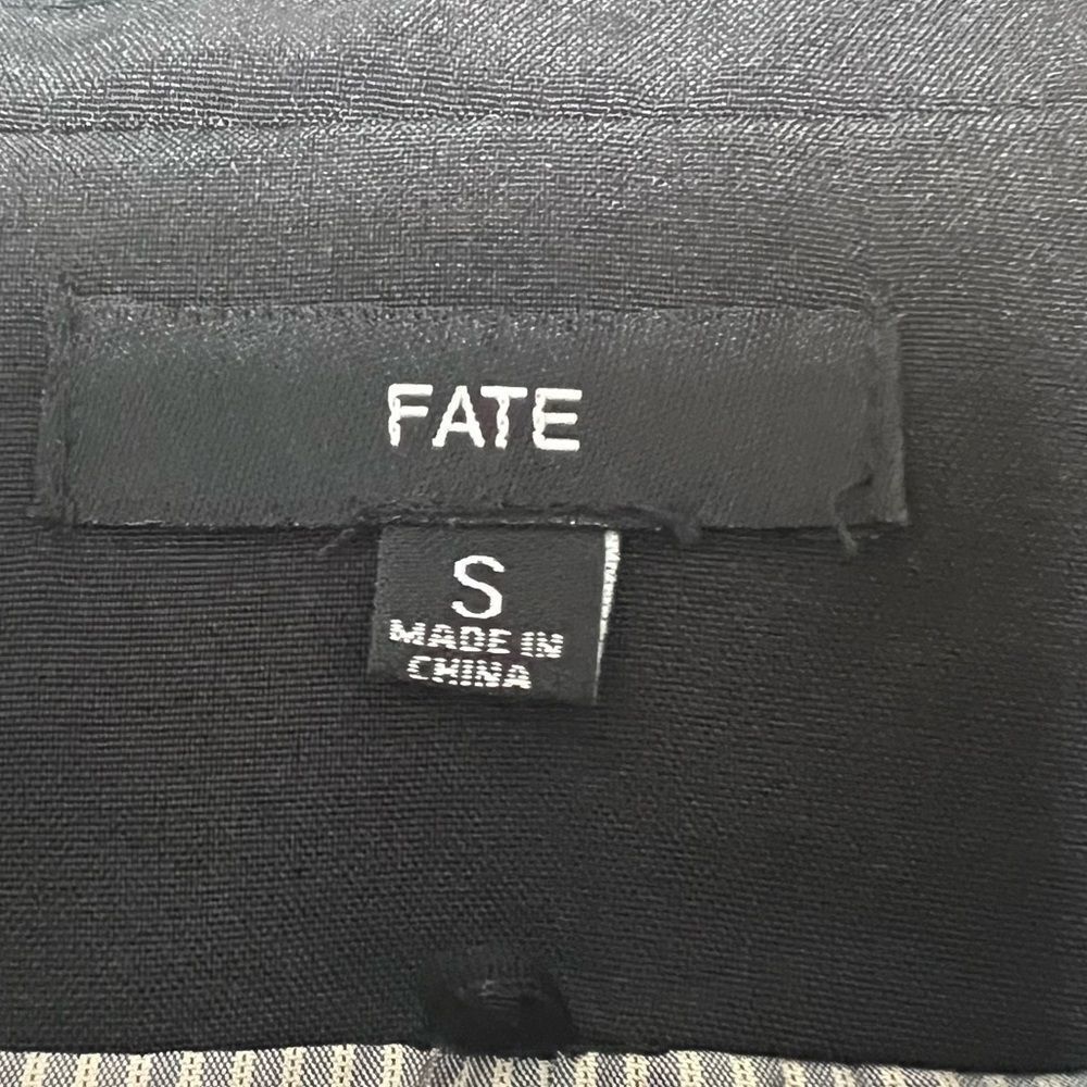 Fate Blazer Black with Green Snake Skin Sleeves and Black zip in hoodie size S - Picture 13 of 15